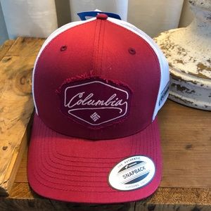Columbia trucker hat